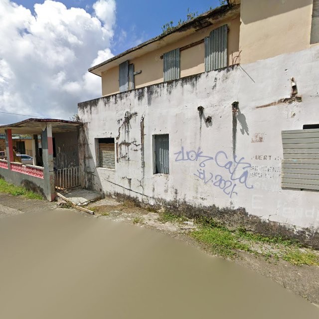 Propiedad declarada estorbo público en 88HW+HV Fajardo, Puerto Rico 00926, Fajardo