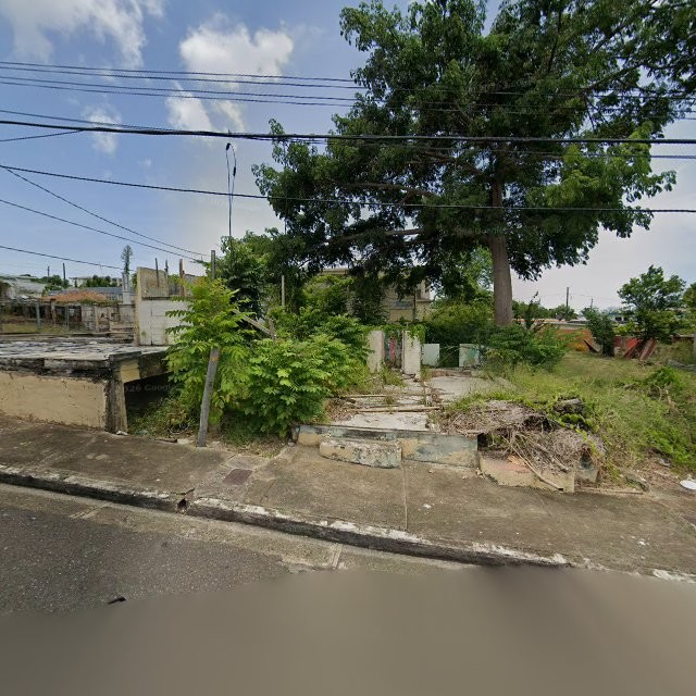 Propiedad declarada estorbo público en XVQP+QP Guayama, Puerto Rico 00784, Guayama