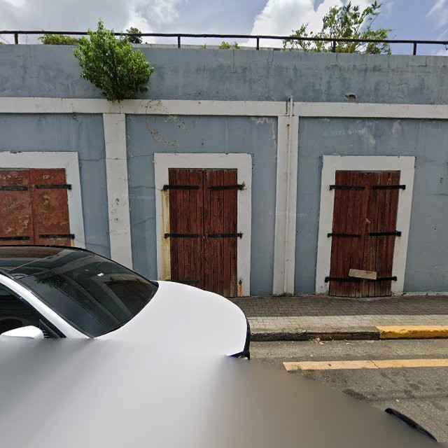 Propiedad declarada estorbo público en XVQP+5F Guayama, Puerto Rico 00979, Guayama