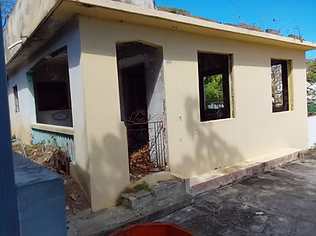 Propiedad declarada estorbo público en Calle Amapola Núm. 29, Isabela