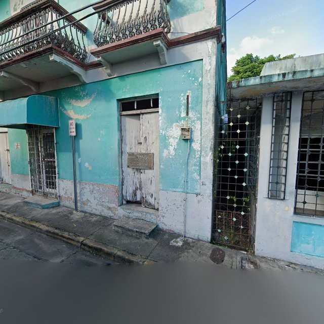 Propiedad declarada estorbo público en Solar 27 Calle J. N. Arzuaga de Juncos, se declaran Estorbos vida, la salud y la, Juncos, Puerto Rico, Juncos