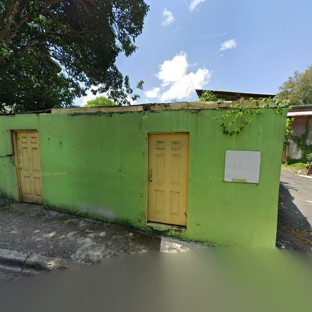 estorbo en 2WXQ+RH Lajas, Puerto Rico 00667