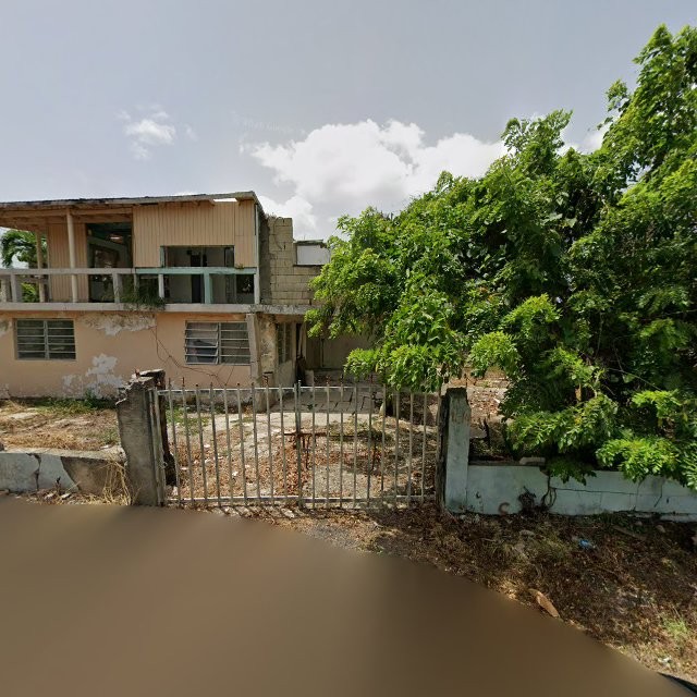 Propiedad declarada estorbo público en 2W4J+GW Lajas, Puerto Rico 00667, Lajas