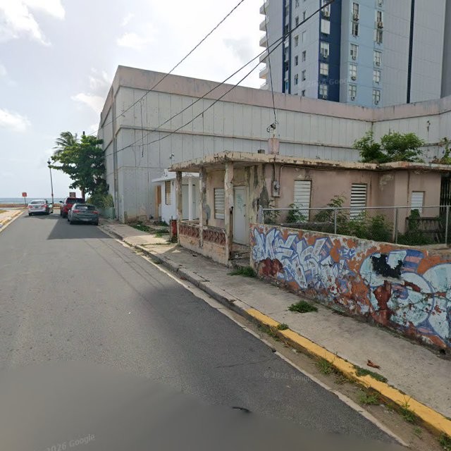 Propiedad declarada estorbo público en 97GP+3C Luquillo, Puerto Rico 00773, Luquillo