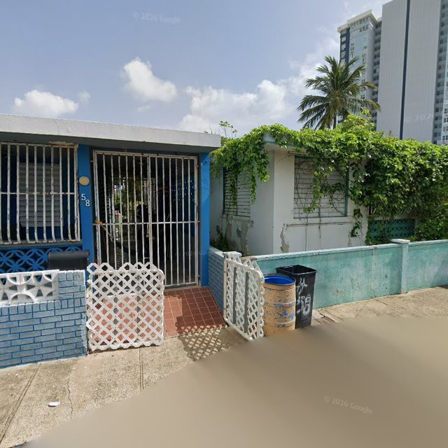 Propiedad declarada estorbo público en 97FP+P9 Luquillo, Puerto Rico 00773, Luquillo