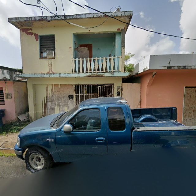 Propiedad declarada estorbo público en 97FP+7M Luquillo, Puerto Rico 00773, Luquillo