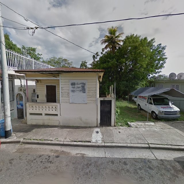 Propiedad declarada estorbo público en 10 Calle Delicias, Mayagüez, Puerto Rico, Mayagüez