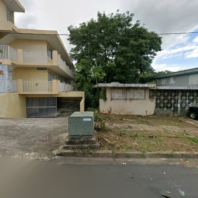 nuisance property at CX35+QR San Juan, Puerto Rico 00923