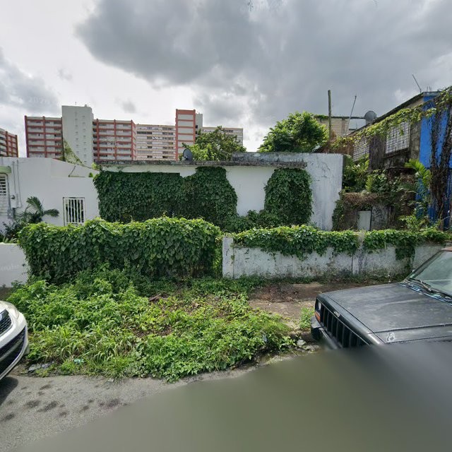 nuisance property at CX2C+H3 San Juan, Puerto Rico 00924