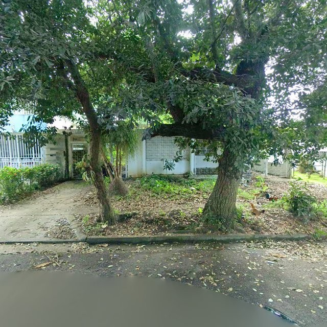 nuisance property at CW2R+CJ San Juan, Puerto Rico 00927