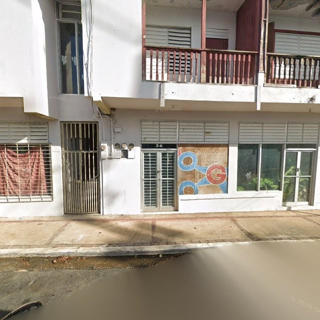 Propiedad declarada estorbo público en 9QQ2+6F Toa Alta, Puerto Rico, Toa Alta