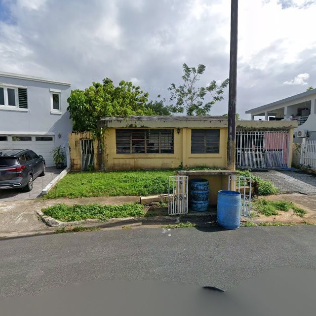 Propiedad declarada estorbo público en CRVM+37 Toa Baja, Puerto Rico 00962, Toa Baja