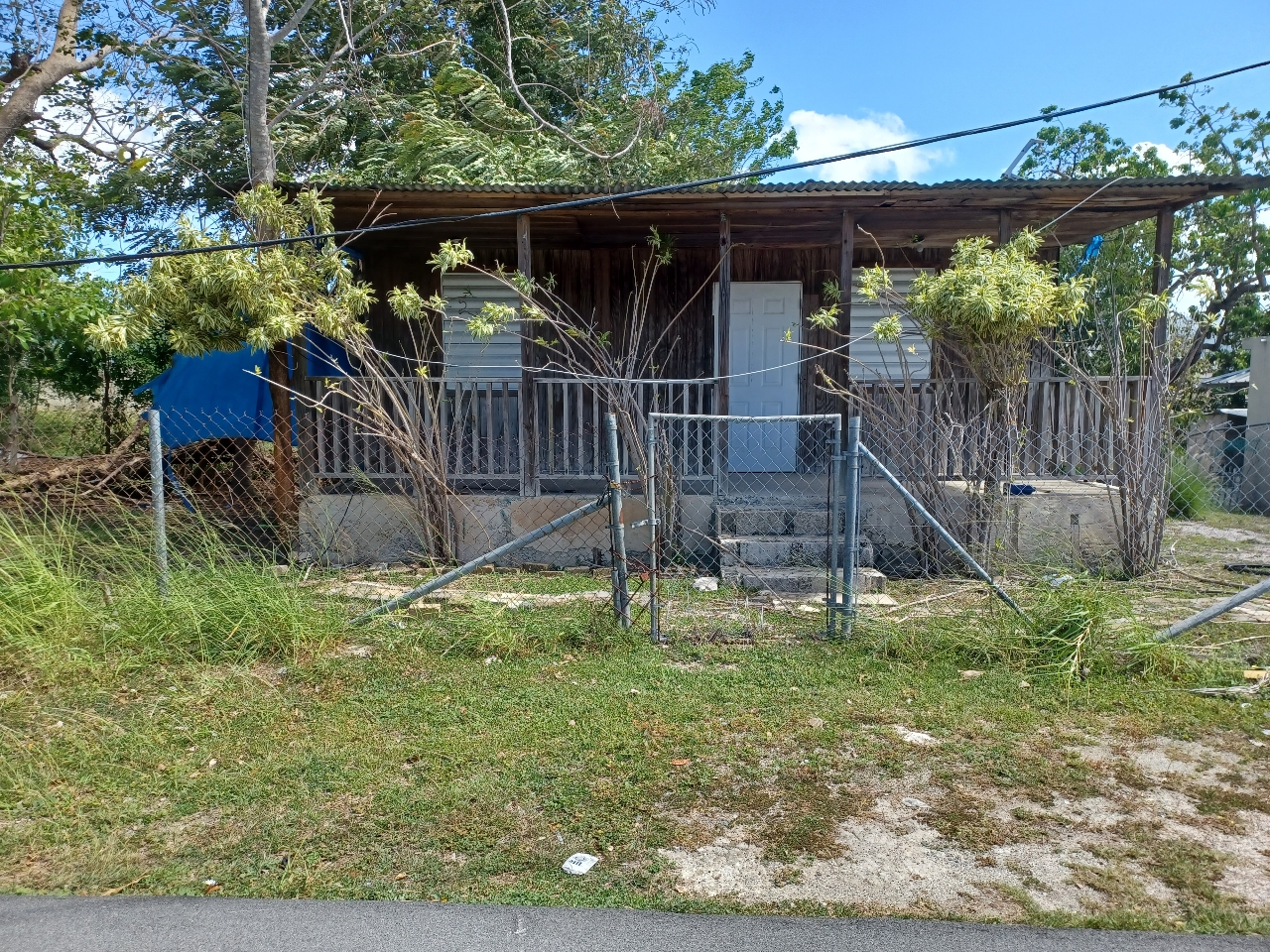 Propiedad declarada estorbo público en 24JH+2C Yauco, Puerto Rico 00698, Yauco